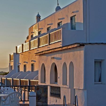 Alex Hotel Tourlos Exterior photo