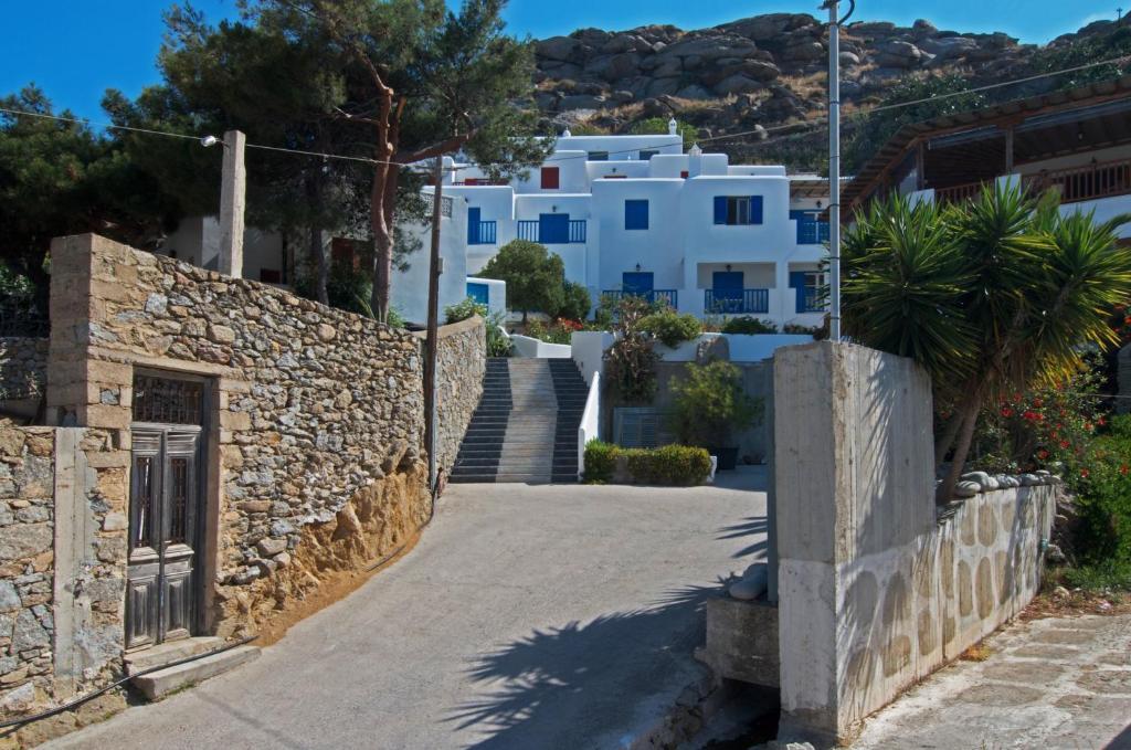 Alex Hotel Tourlos Exterior photo
